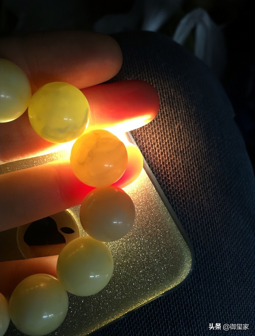 辨别蜜蜡真假的最好方法,蜜蜡怎么辨别真假打火机