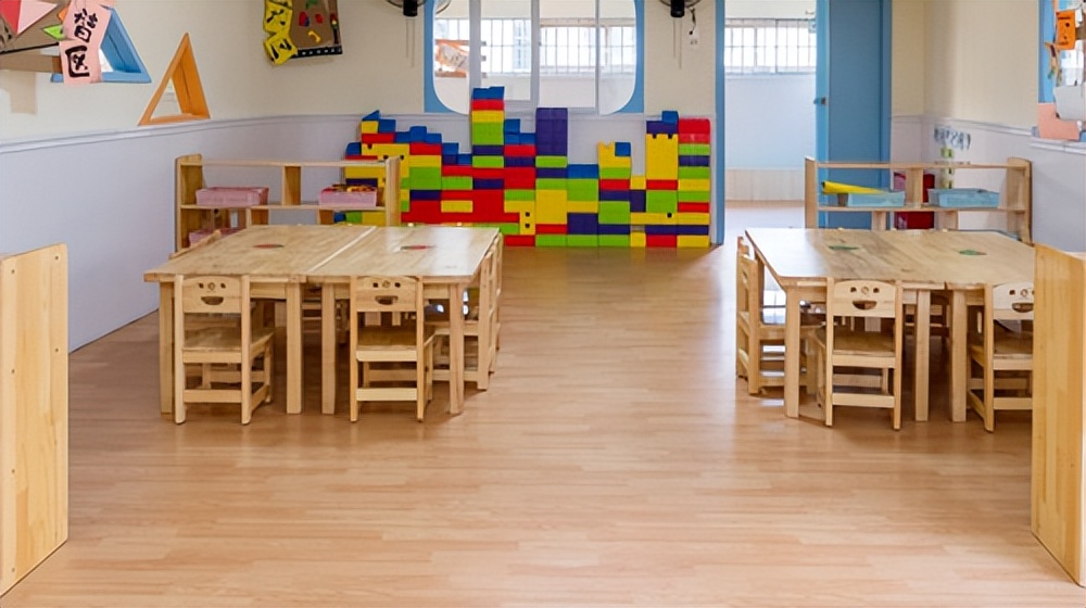 广西鸿凯家具有限公司,家具厂水性漆有哪些优缺点