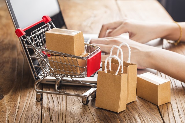 网购同一款商品质量不一样,网购同样的东西为什么价格不一样