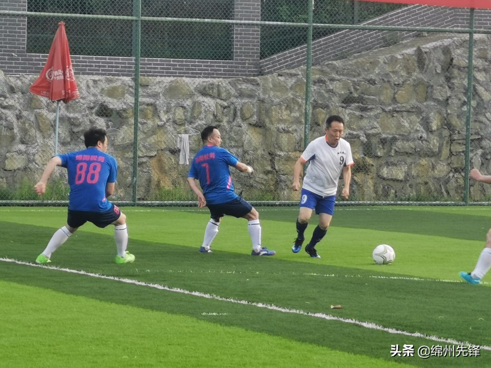 强身健体篮球打起来,强身健体从篮球开始