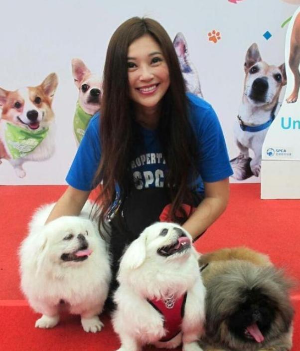 嫁入豪门从不炫富的三位女明星,娱乐圈钻戒最豪华的女明星