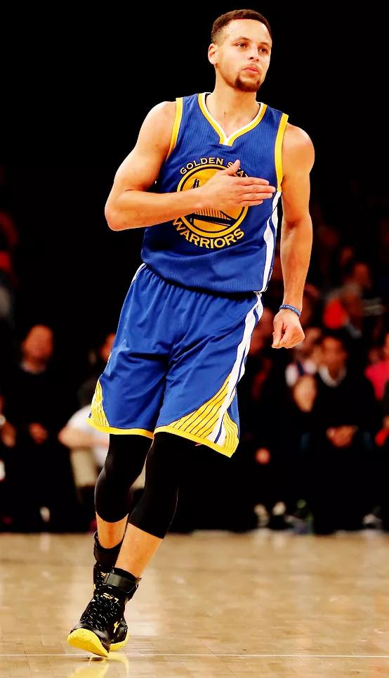 新王登基，三分王者史蒂芬.库里