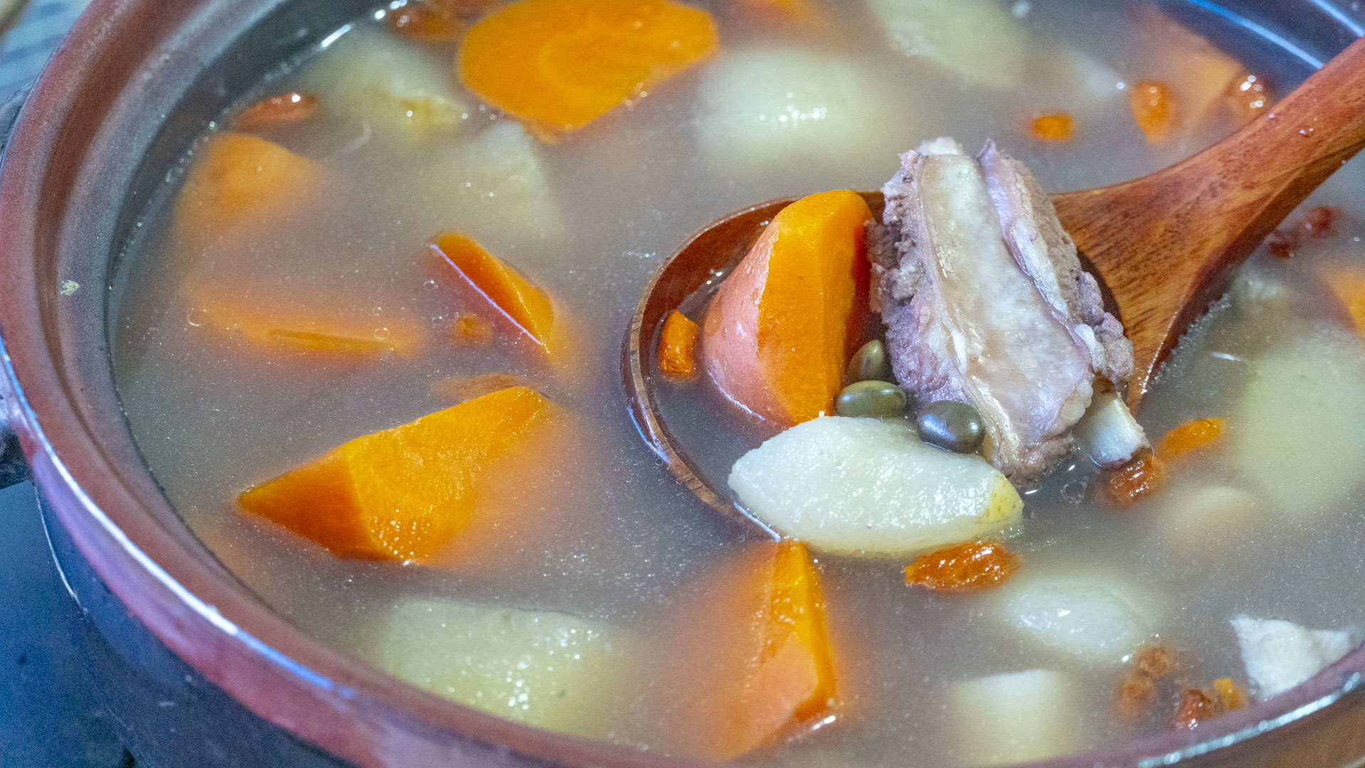 吃豆胜过吃肉六种养生豆家家都有,春吃豆赛过肉什么生肖