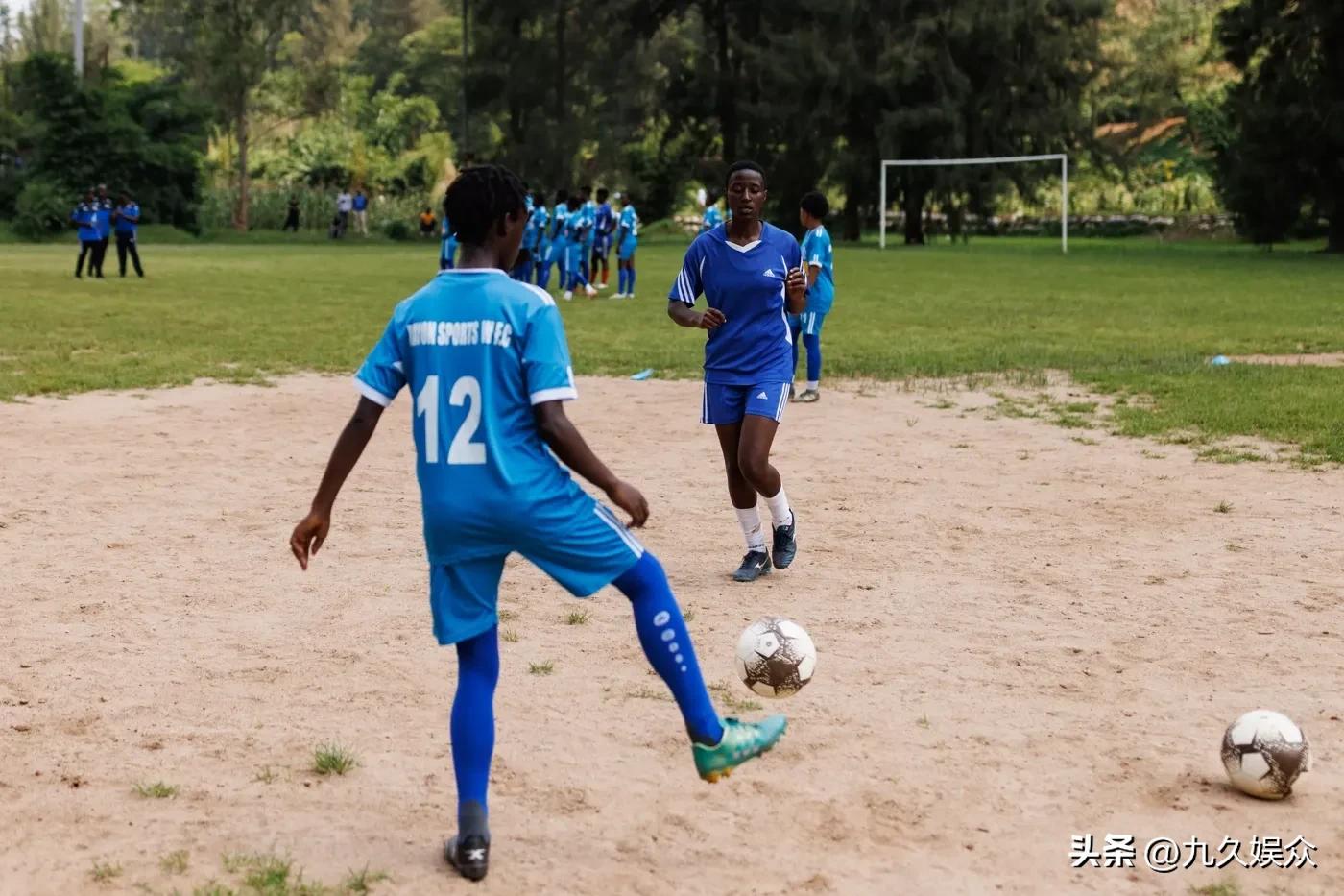 卢旺达女子足球,对女足的支持