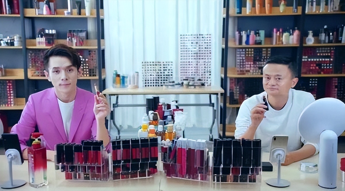 马云“回归淘宝”，李佳琦领跑618，背后这个男人赚“疯”了