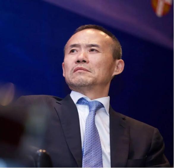 中国最赚钱女秘书朱旭：年薪849万，年终奖1000万，48岁至今未婚