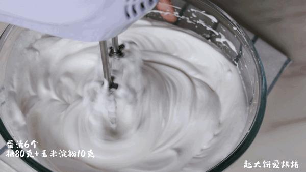 蓬松又柔软简单实用的蛋糕,金枕蛋糕怎么不回缩