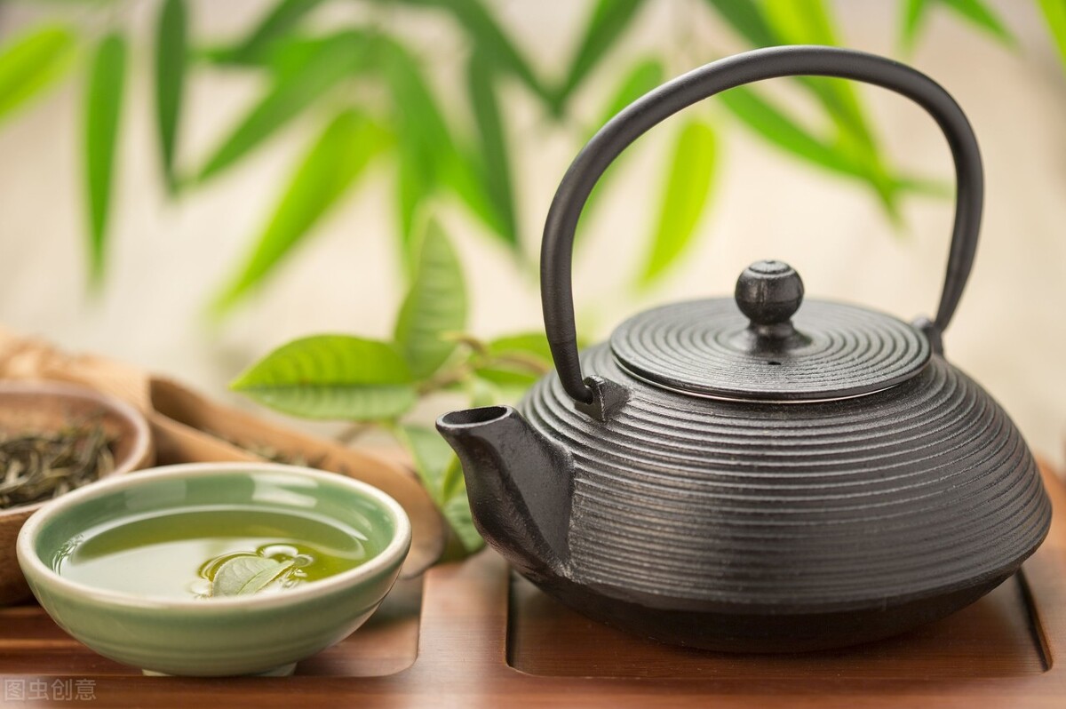 生活过得怎么样只有自己知道句子,生活过的一塌糊涂的你是怎么看的