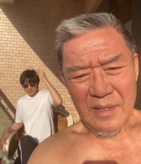 李立群抽3块钱的大前门,李立群抽的大前门香烟多少钱