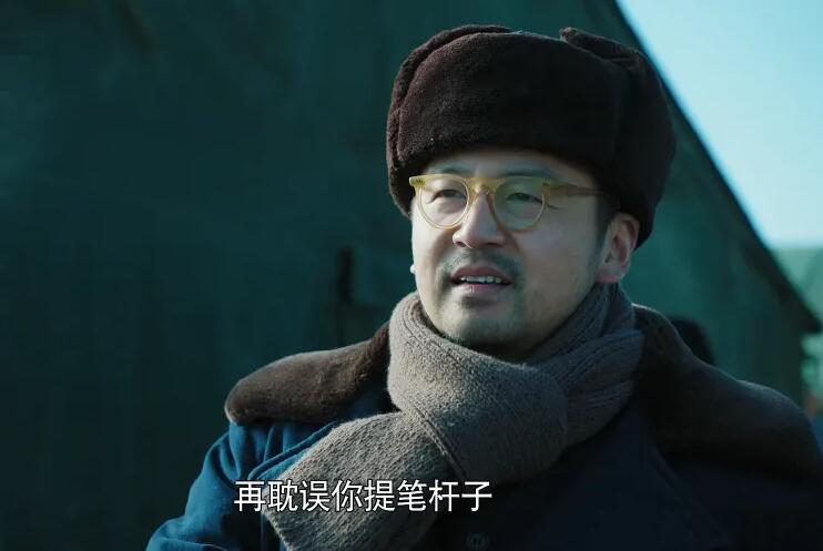 给2022年“进步最大的十位男演员”排个名：靳东第十，王骁第二