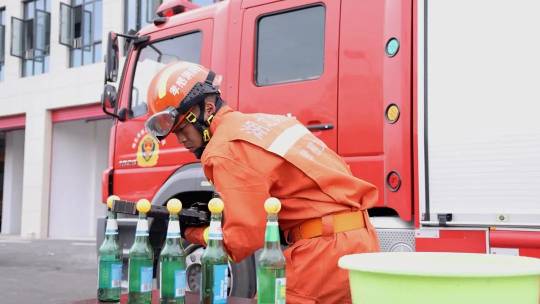 湖北表彰特殊贡献单位名单,湖北省先进个人公示