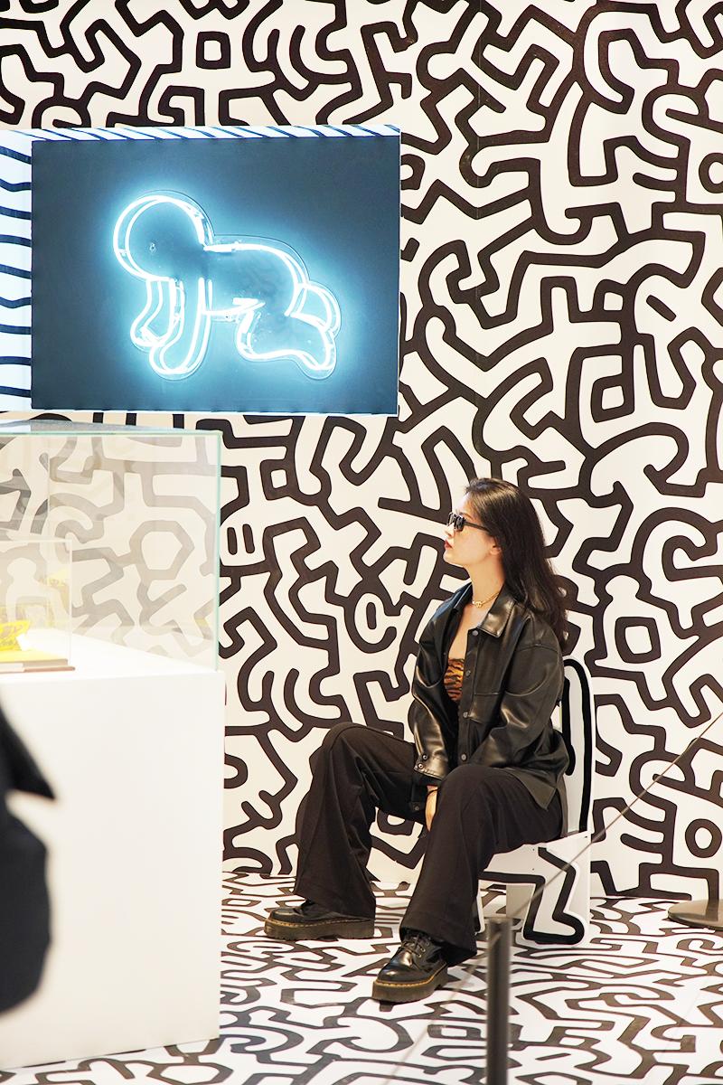 凯斯·哈林大型个展亮相上海,凯斯哈林北京展