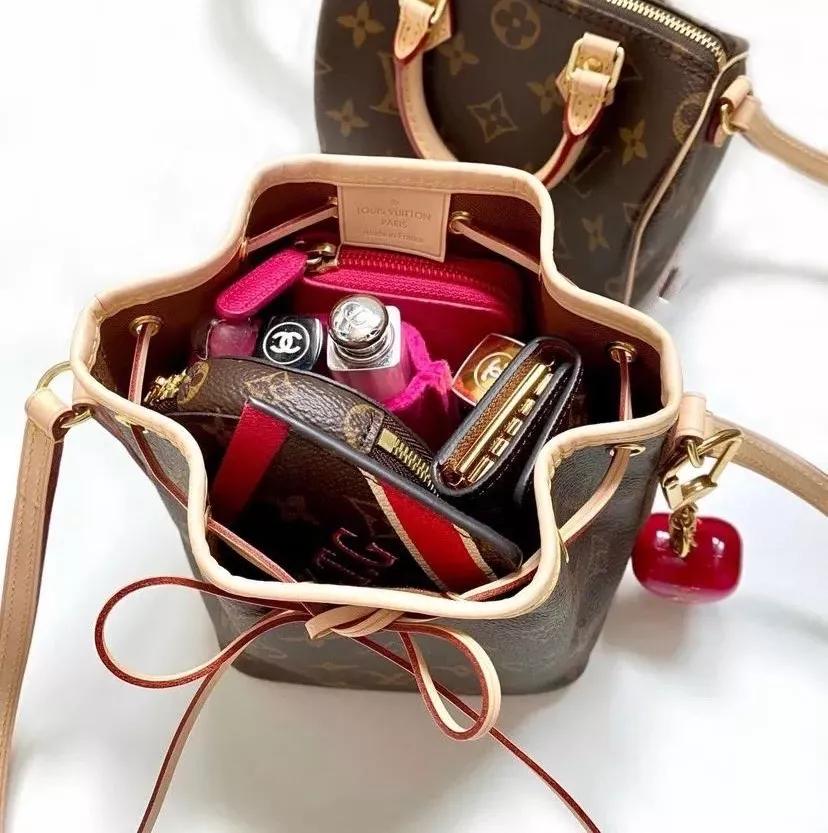 迷你时尚的小包包,适合夏天的迷你包包