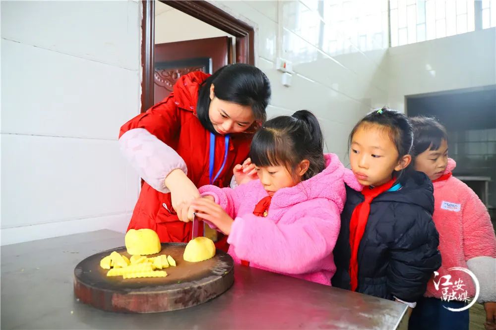 【变化·江安】做实“五育并举”孕育新时代好少年