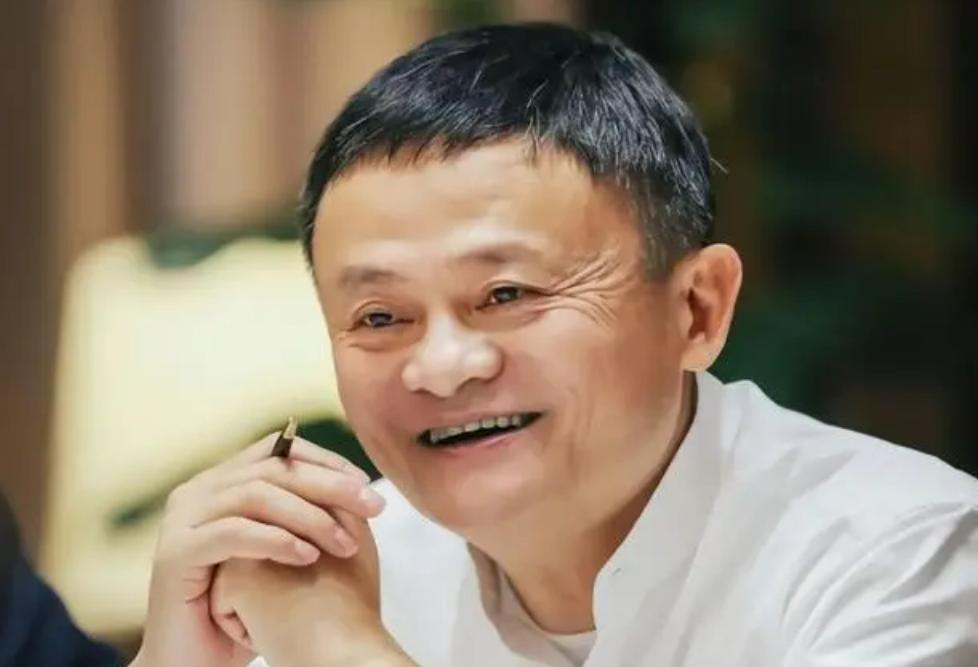 马云“套现”千亿后，在海外现身，互联网大佬们集体套现是为何？