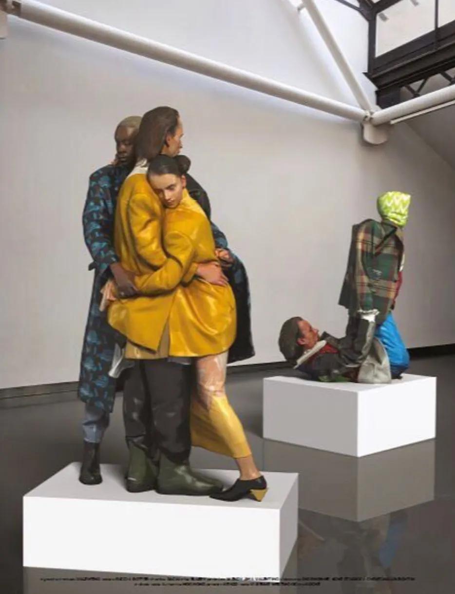 优雅、街头、暗黑揉为一体，拥有独特立体美学的韩国品牌