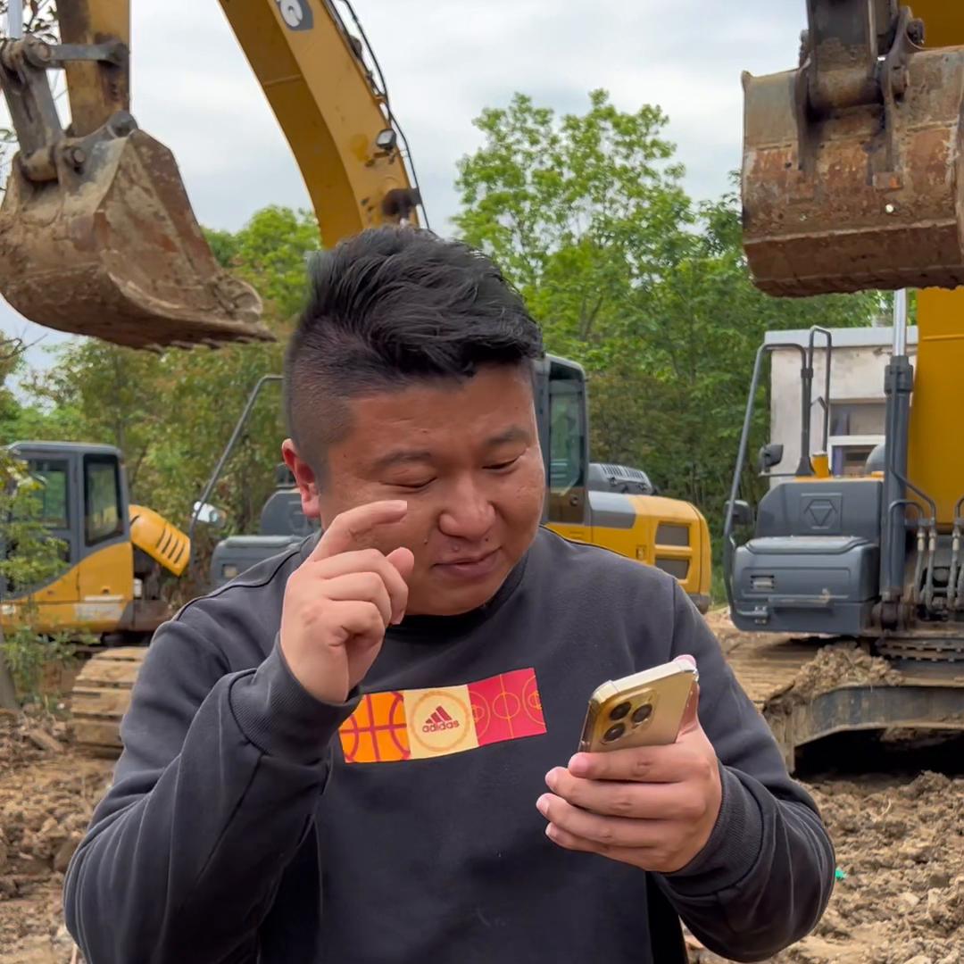 想买二手挖机有什么渠道,二手挖机在网上怎么卖