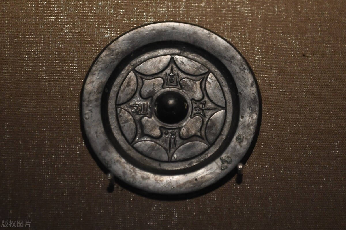 大奉打更人的书持有者都是谁,大奉打更人地书碎片持有者都是谁