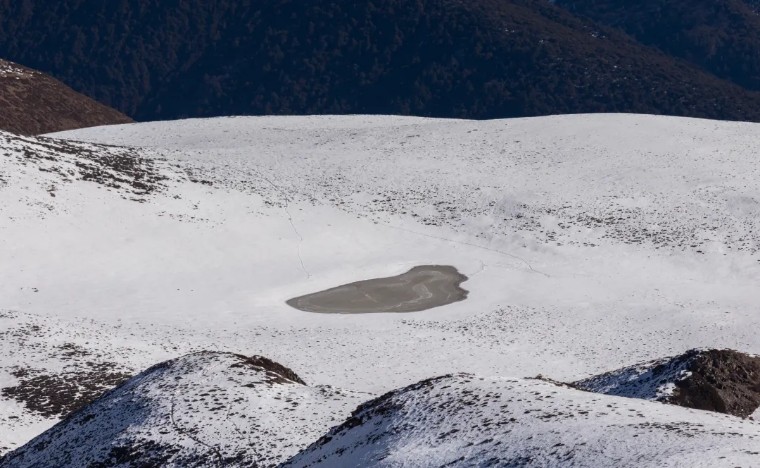 贡嘎徒步穿越子梅垭口,子梅垭口看贡嘎雪山蜀山之王
