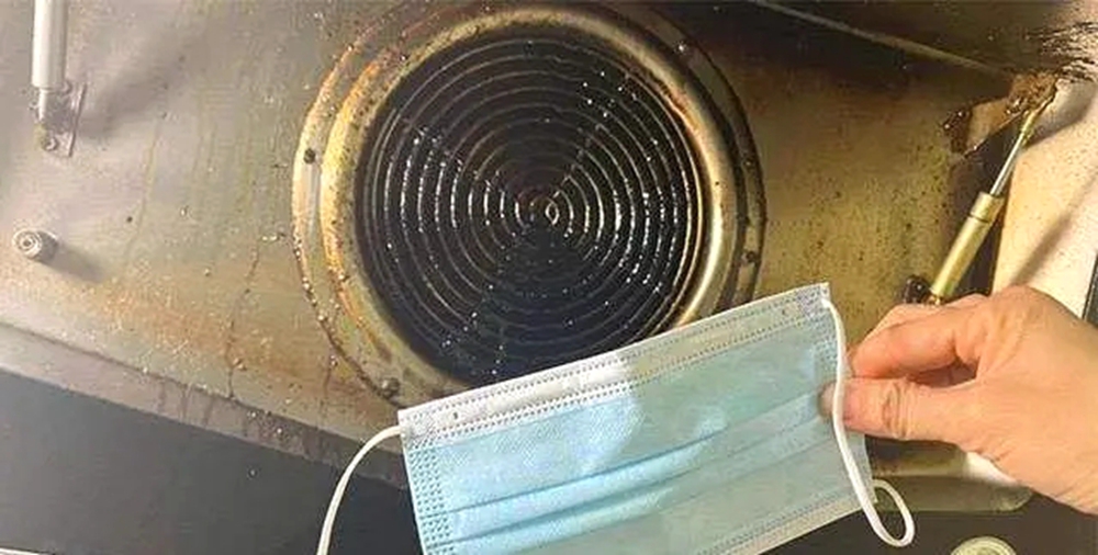 一次性口罩可以用来清洗油烟机,用口罩清洁油烟机的小窍门