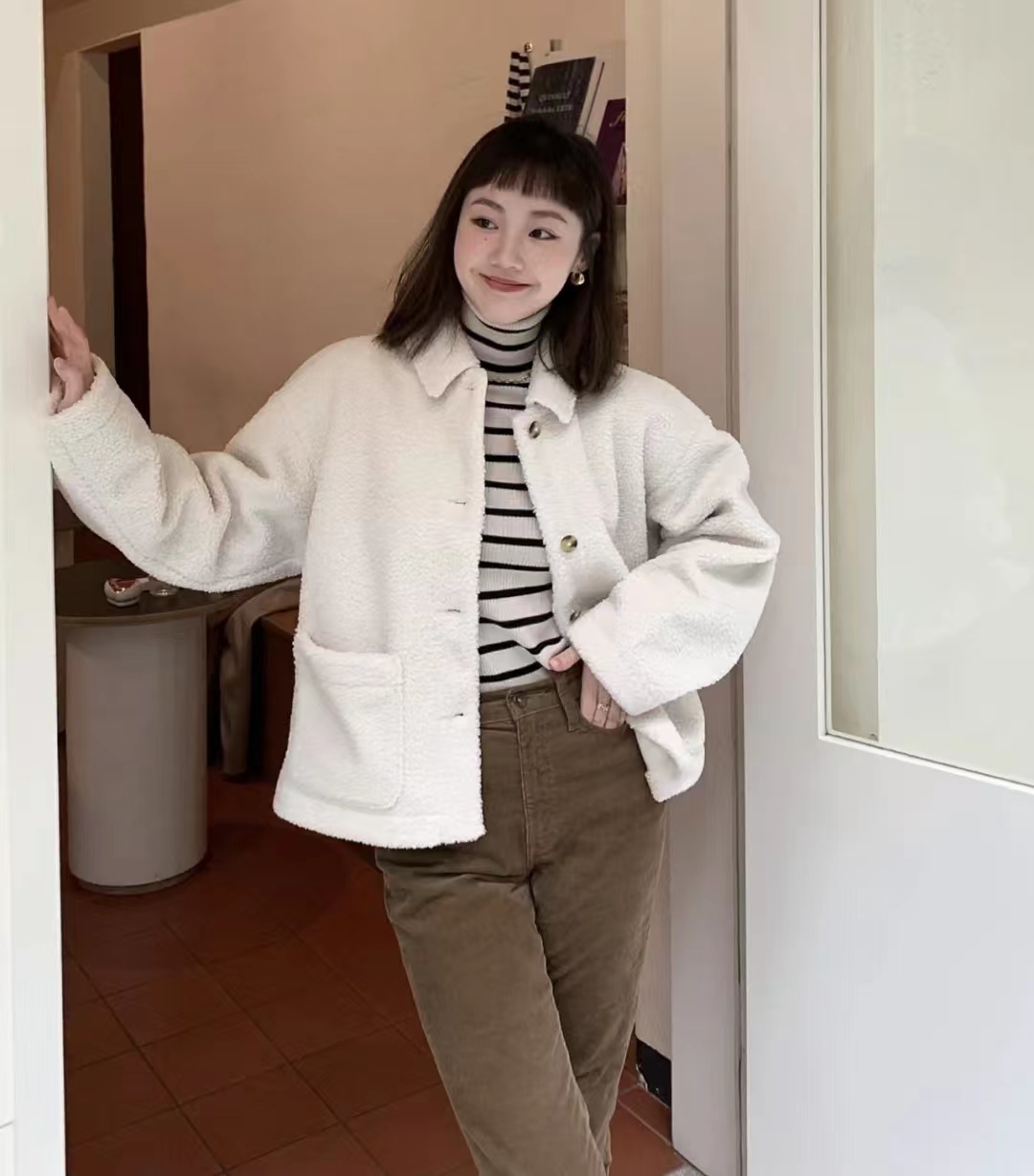 今年流行什么裤子女性穿着好看点,今年流行什么样的裤子最时髦漂亮