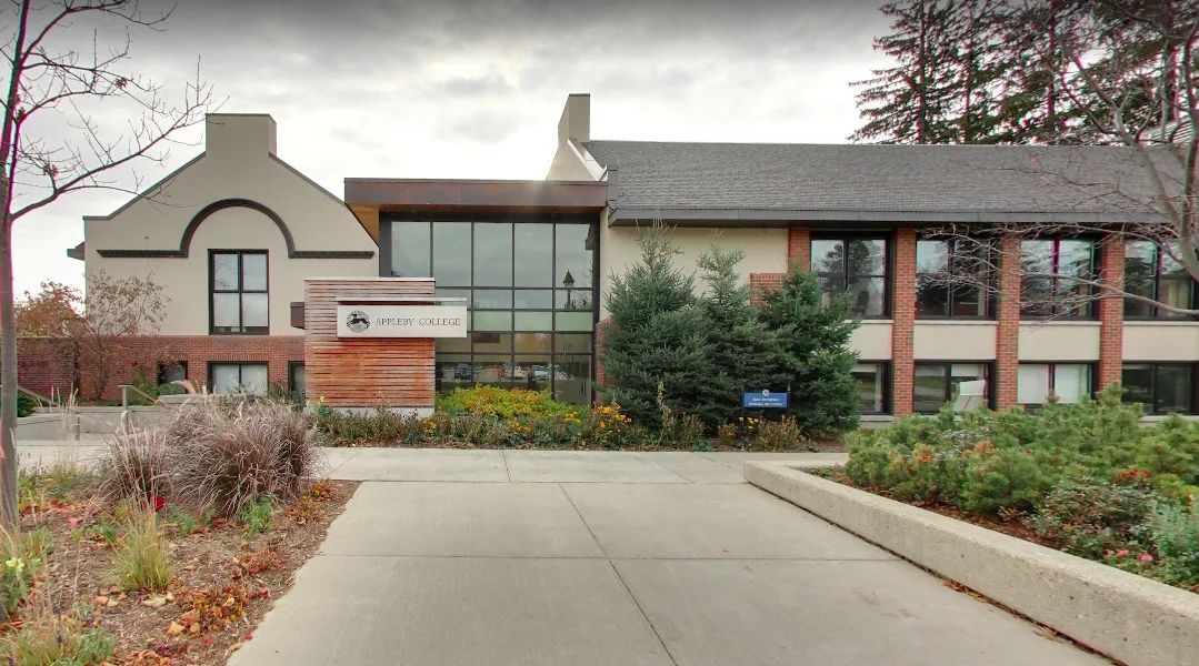 加拿大安省名校大盘点！UCC,Appleby...为何成低龄留学大热门？