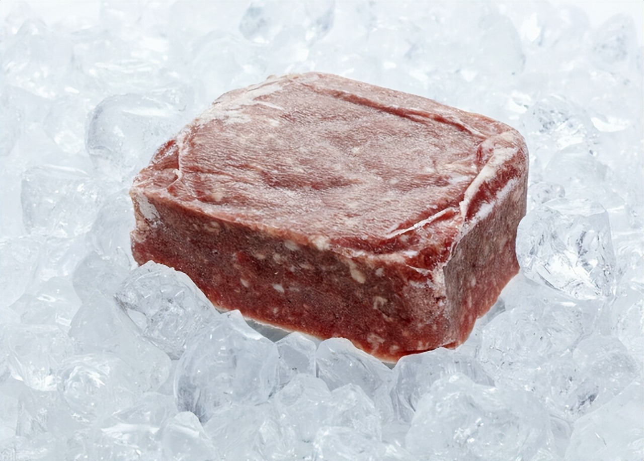 冰箱的肉冷冻多久就不能吃了,冰箱的肉冻多久不能吃了