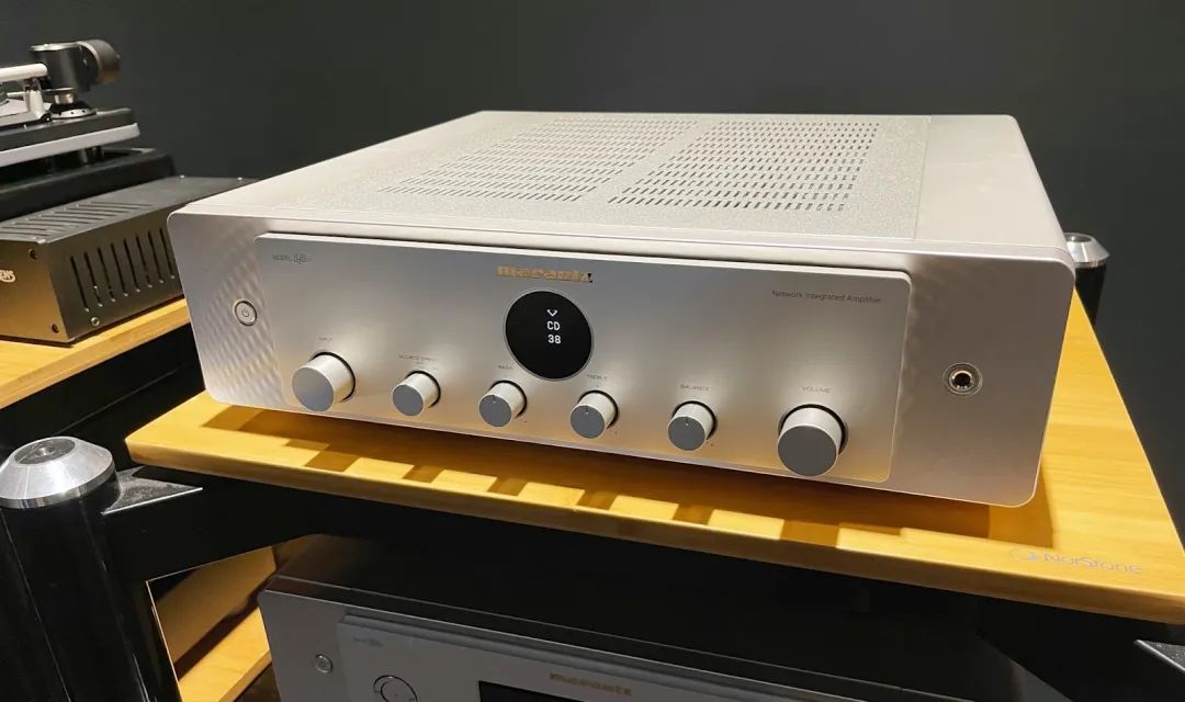 马兰士model40n有前级输出吗,marantzmodel40