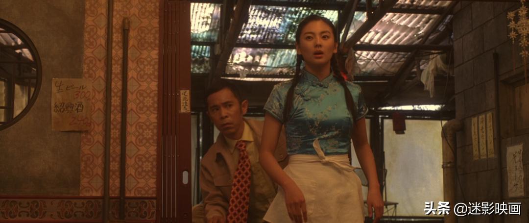 外媒评价周星驰少林足球电影,少林足球周星驰国语版电影