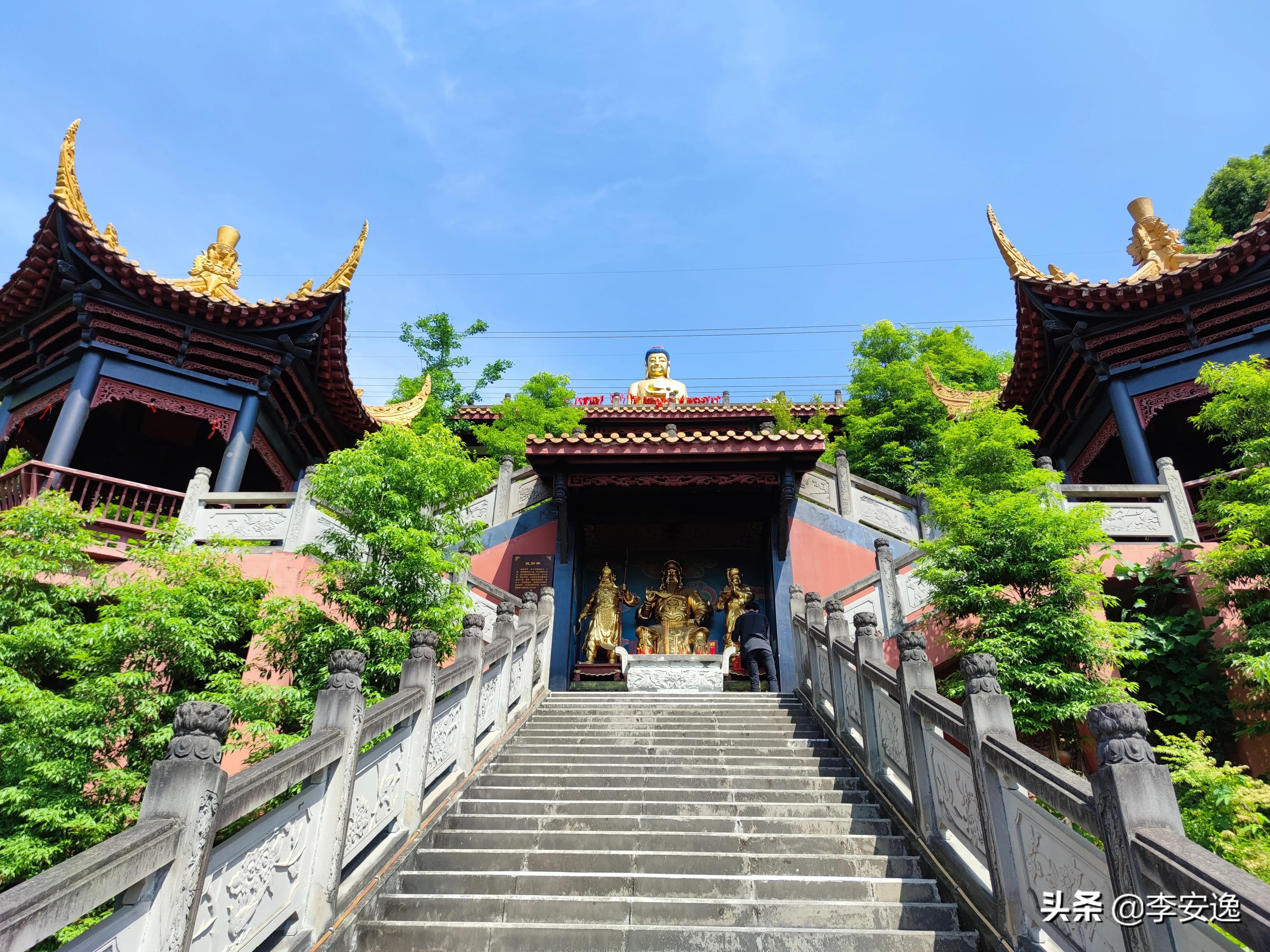 白云寺是一座皇家寺院,成都白云寺图片