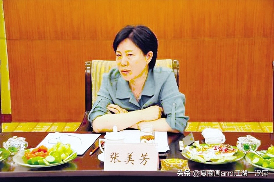 段颖身体铺路与多人发生不正当性关系，但远不如湖南第一女贪官！