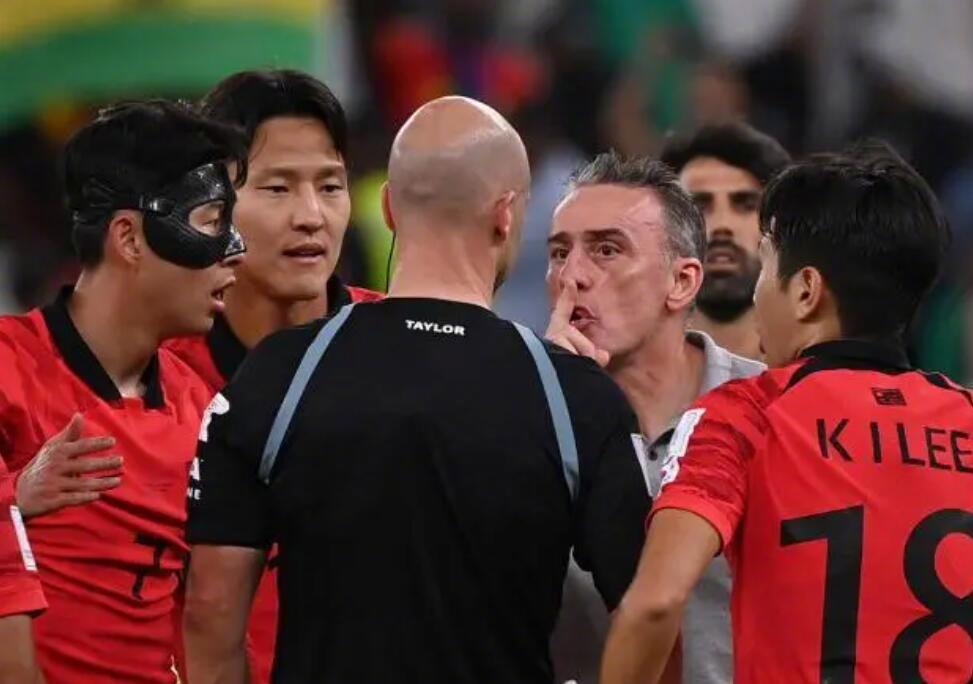 从强势开局到全面崩盘，沙特伊朗出局，日韩谁能捍卫亚洲足球？