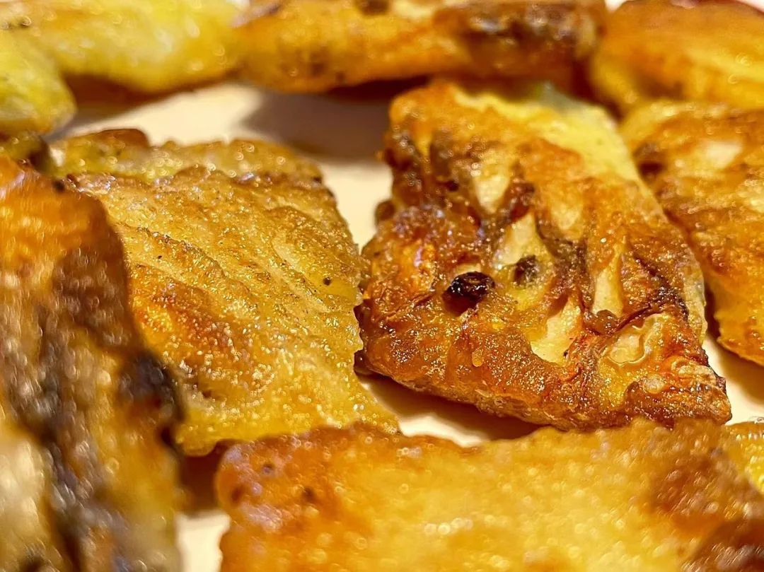 潮爸家7月2日午餐记录,湛江野生鹦鹉鱼,与苏眉青衣齐名海中珍品