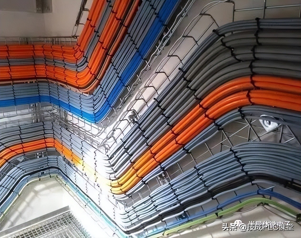 电工布线分线预留全过程,初学电工布线全套视频教程