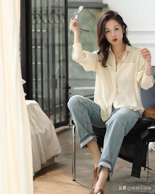 比t恤清凉比衬衫撩人,比t恤更高级减龄的是什么穿搭