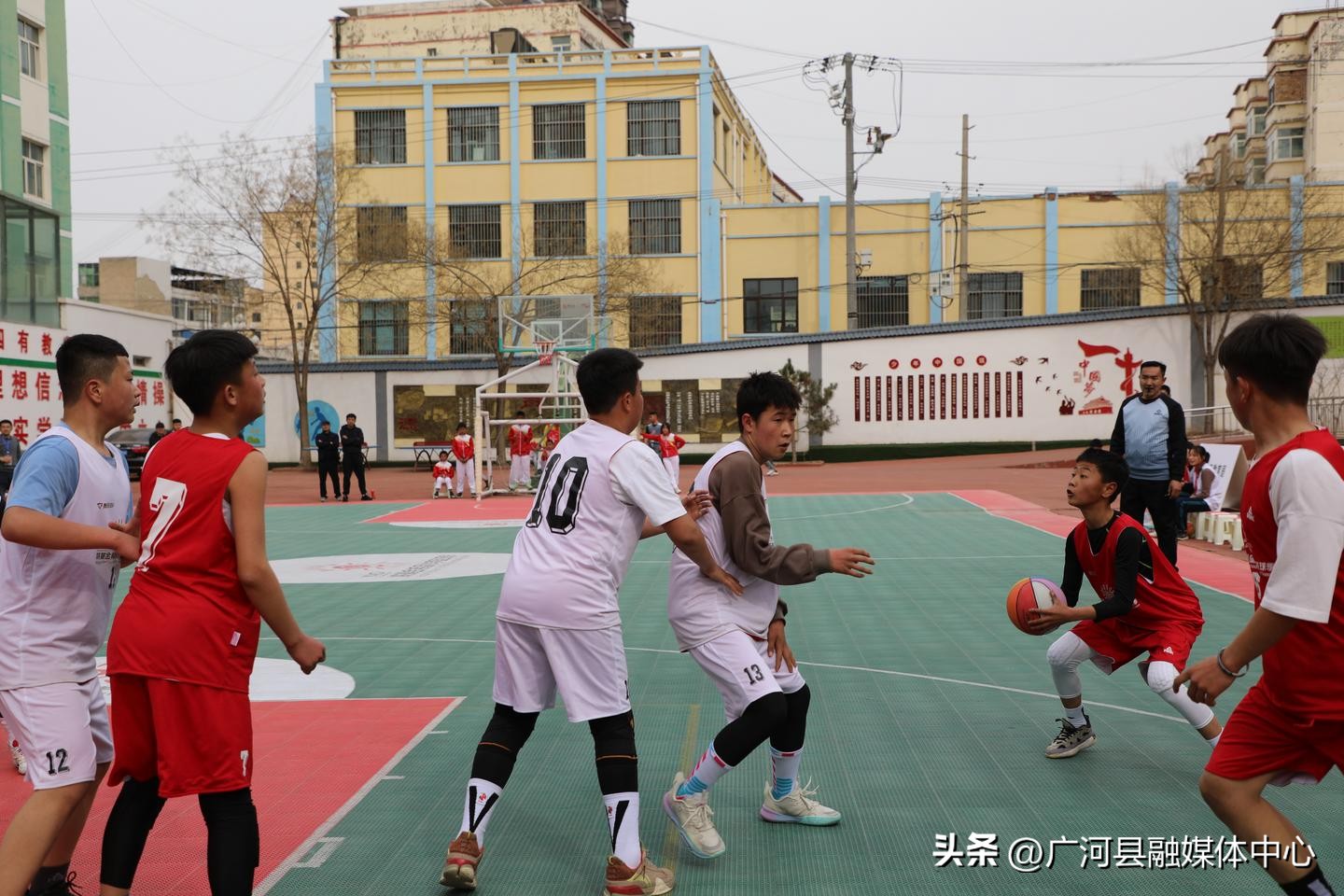 2021姚基金希望小学篮球季启动,2022姚基金小学篮球赛总决赛