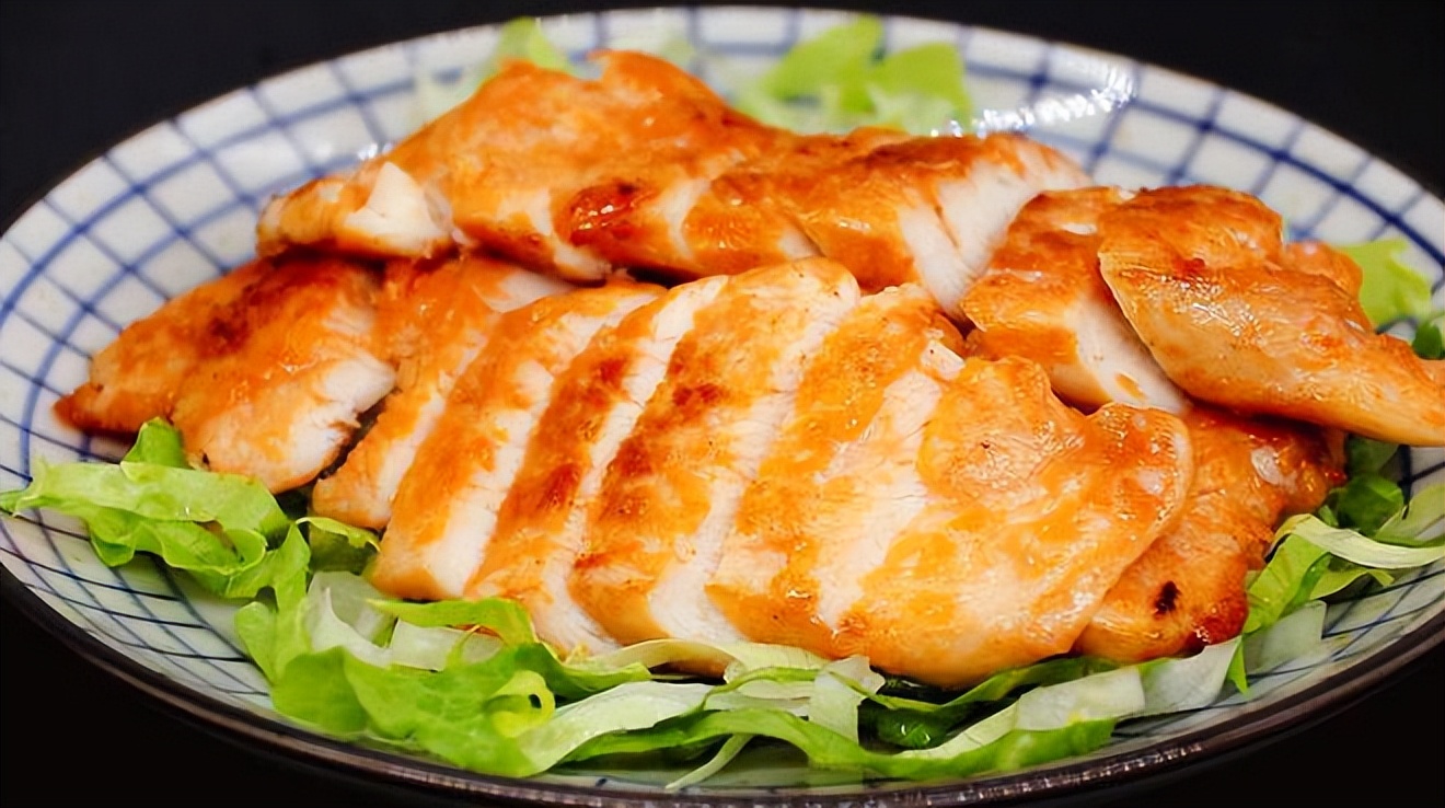 无油鸡胸肉怎么做好吃又简单,鸡胸肉不长胖的神仙吃法