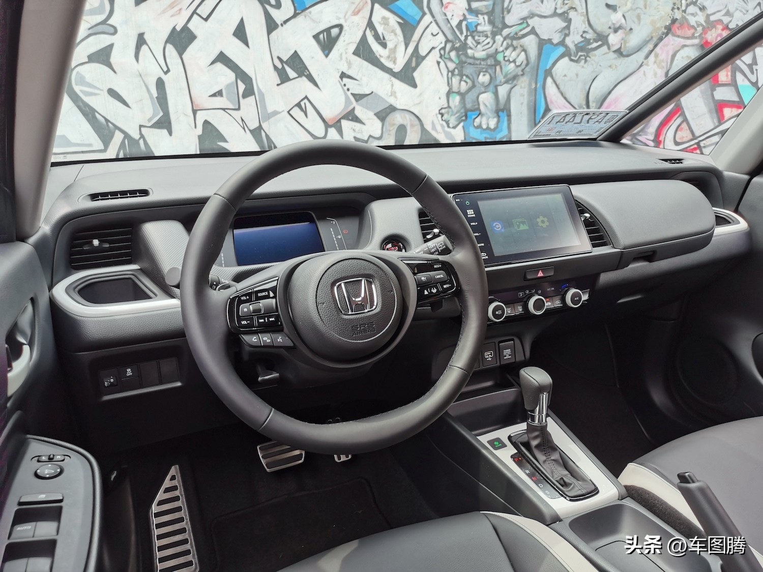 买二手飞度5还是买新飞度4,新飞度和老飞度对比