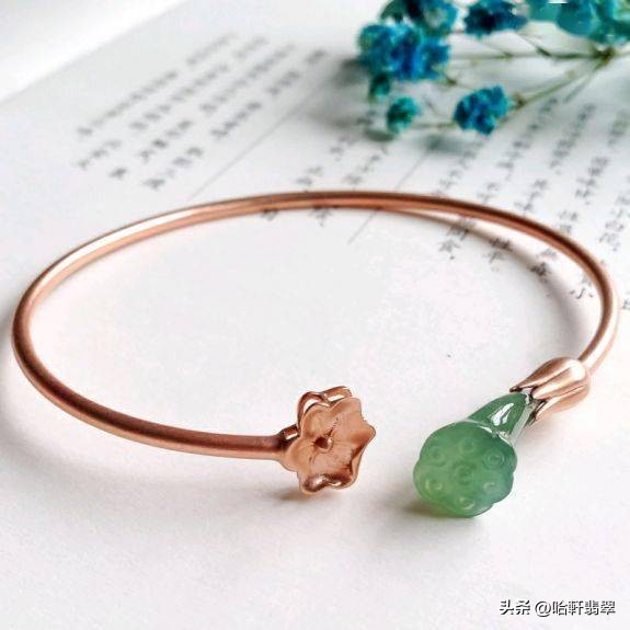 上2万元的油青种翡翠,人人都能买得起的珠宝