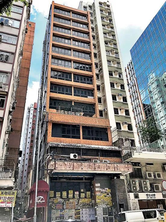 香港“铺王”波叔，狮子山下白手起家，两次大风浪后炒铺变卖铺