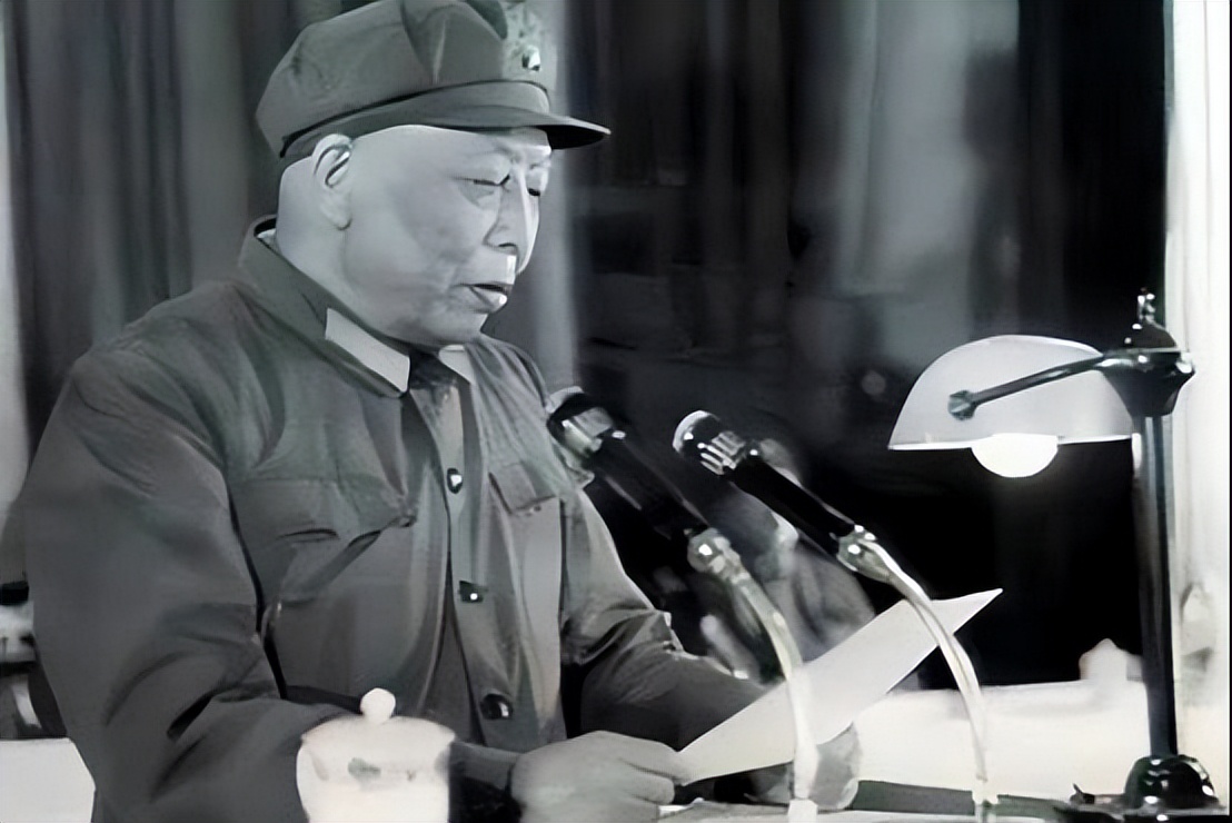 宋时轮刚抢到主攻，就以此来“要挟”粟裕，毛*东泽**怒批：应予撤职