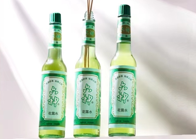 衣服掉色的小妙招怎么补救,衣服掉色染黑色了怎么洗掉