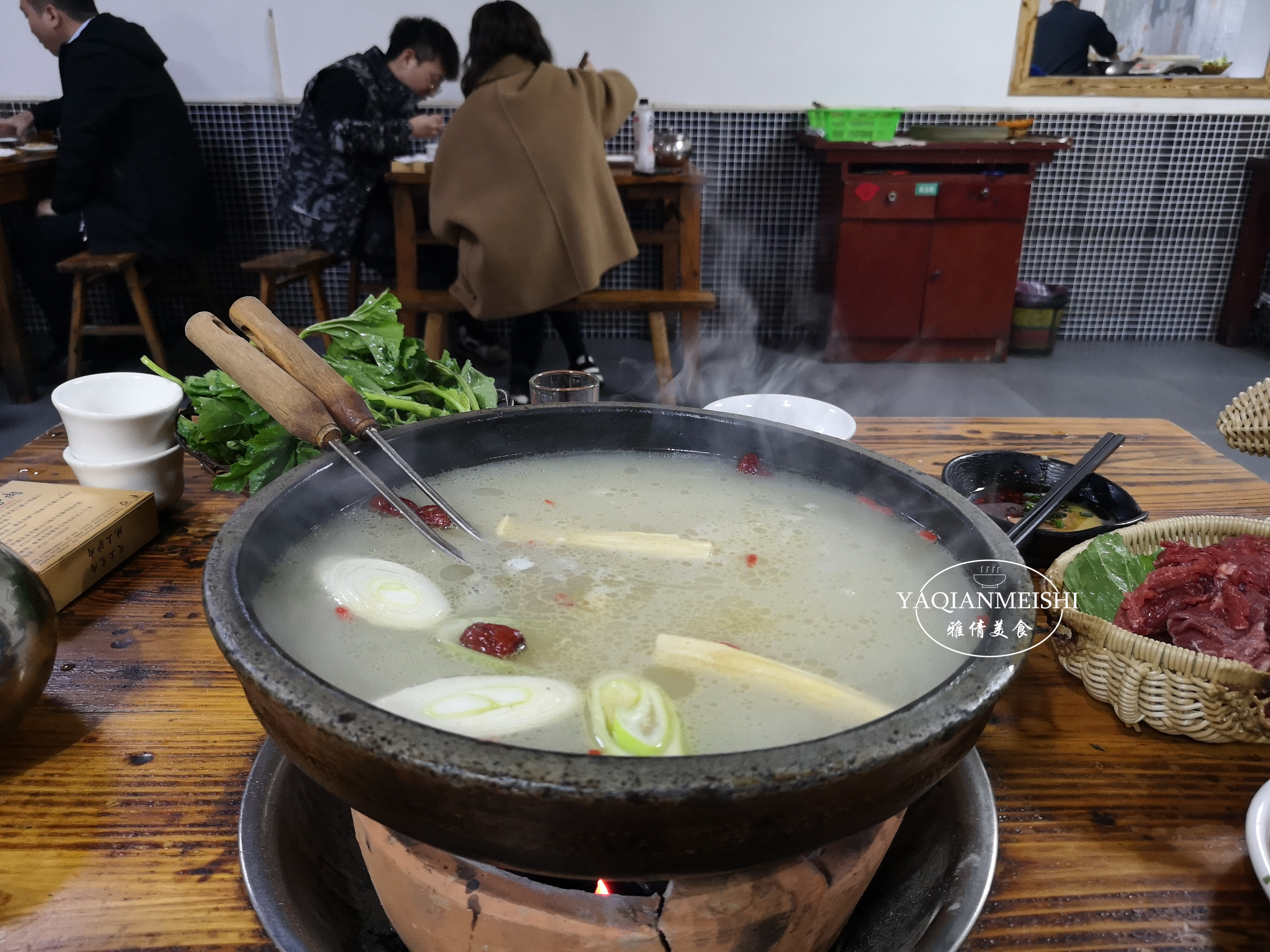煮肉时的浮沫是精华还是垃圾,煮肉的浮沫到底有多脏