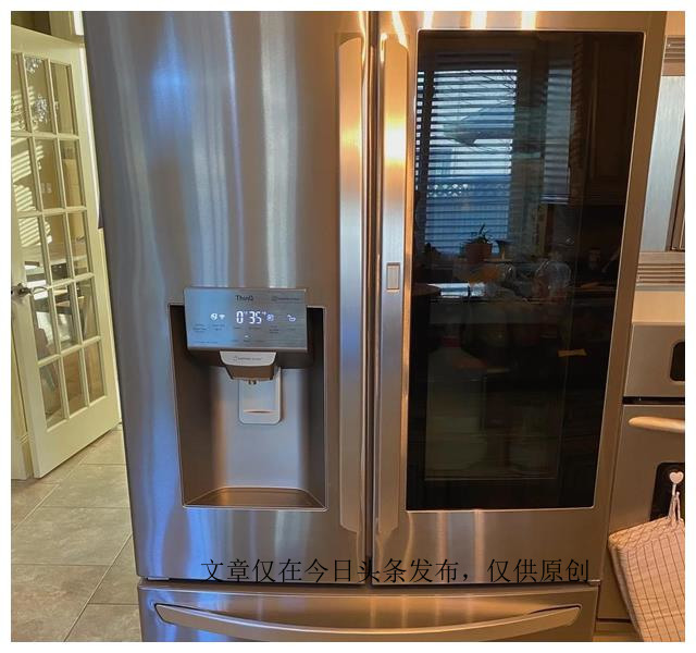 买了两个冰箱,冰箱十字门和四开门冰箱哪个好