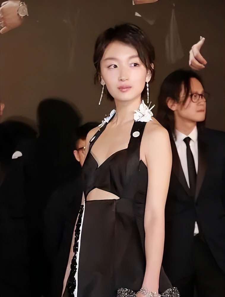 鍛ㄥ啲闆ㄨ鍑┈鎬濈函,鍛ㄥ啲闆ㄥ洖搴斿唴娑甸┈鎬濈函