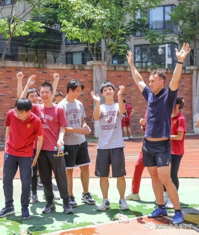 记录毕业典礼的快乐时光,学校毕业典礼上的那些事