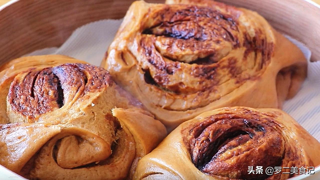 红糖馒头750克面粉放多少水和酵母,自发面粉制作红糖馒头的教程