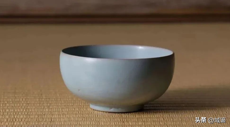 疯狂的杯子：拍卖场上的“绝对王者”，分分钟百千万