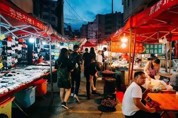 最值得推荐的昆明夜市,昆明必打卡的夜市小吃街