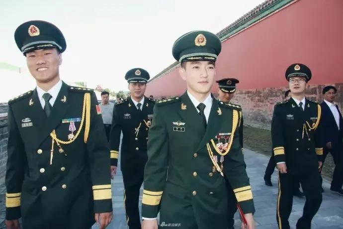 靠着婚姻洗白的女星,这些成功洗白的女星你喜欢谁